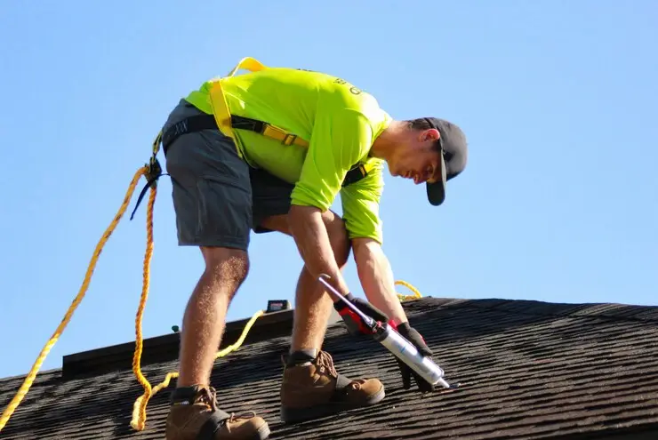 Essential Checklist: Preparing Your Roof for Hurricane Season