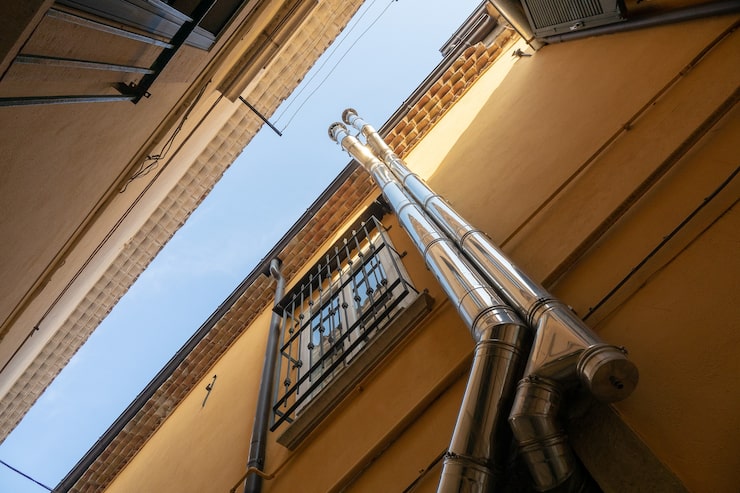Benefits of Gutter Installation in Houston, TX: Protecting Your Home from Water Damage