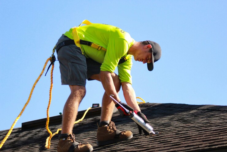 Essential Checklist: Preparing Your Roof for Hurricane Season